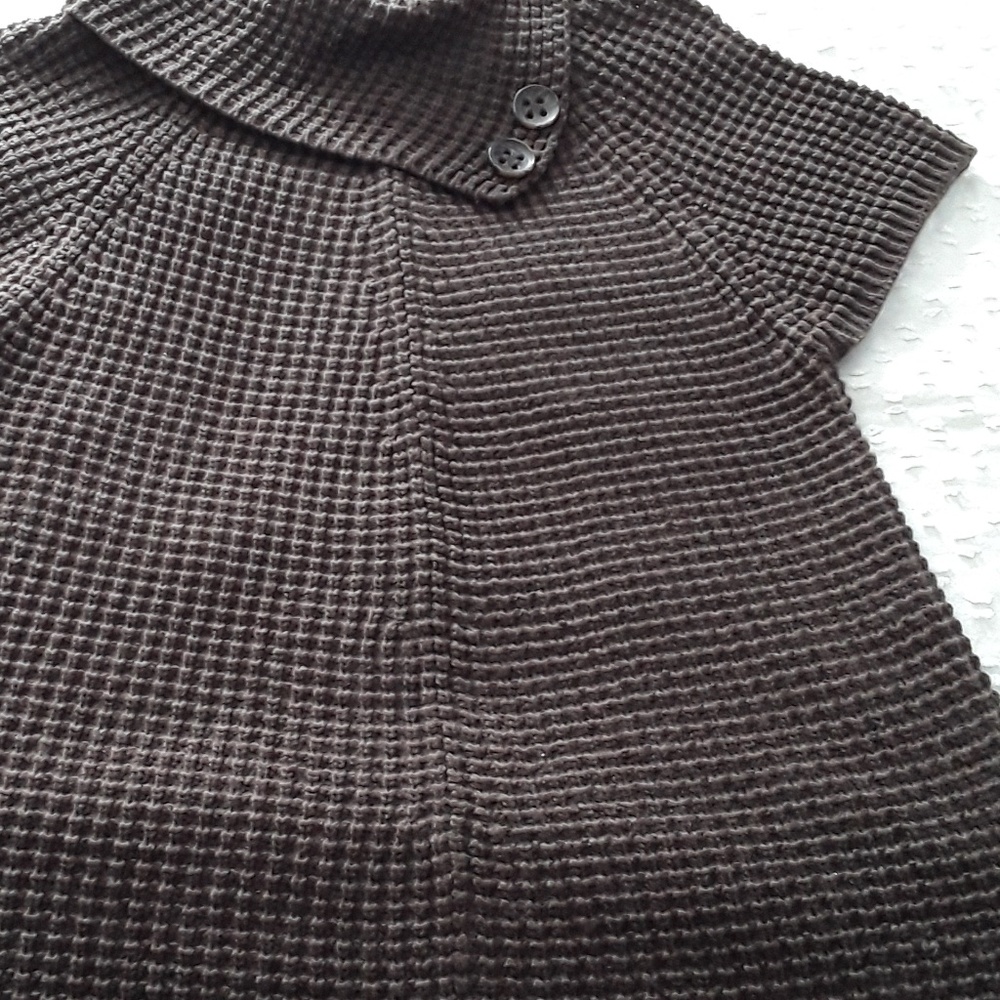 Sweater short sleeved